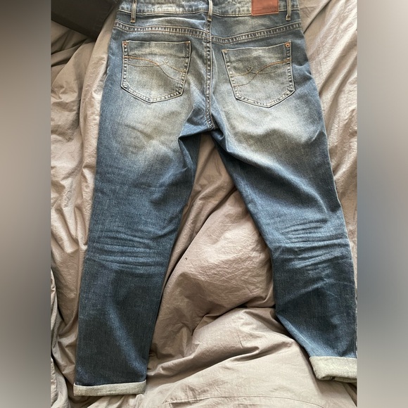 Cropped mid-rise DKNY jeans, worn a couple of times. - Picture 2 of 7